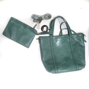 NWT Bag two piece set